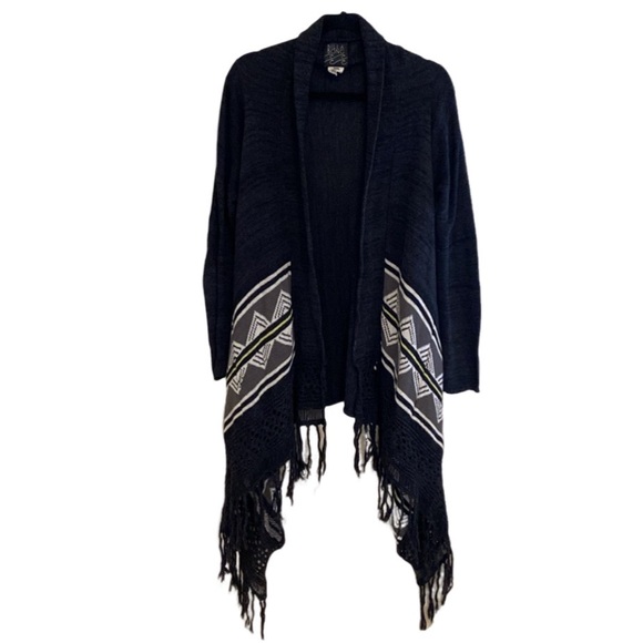 Billabong cardigan sweater. Dark gray. Size M. Longer in front/sides. - Picture 1 of 16